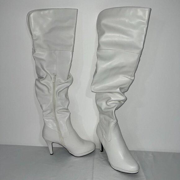 NWOT White Over the Knee Boots - Picture 2 of 3